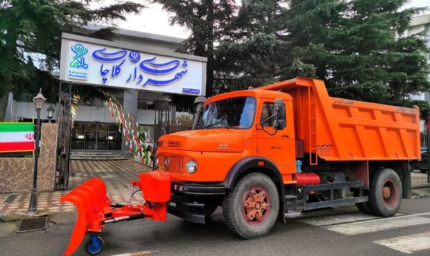 اضافه شدن خودروی برف روبی به ناوگان شهرداری کلاچای